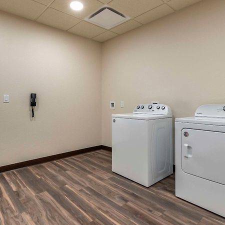 Sleep Inn & Suites Milwaukee-Franklin Franklin  Екстериор снимка