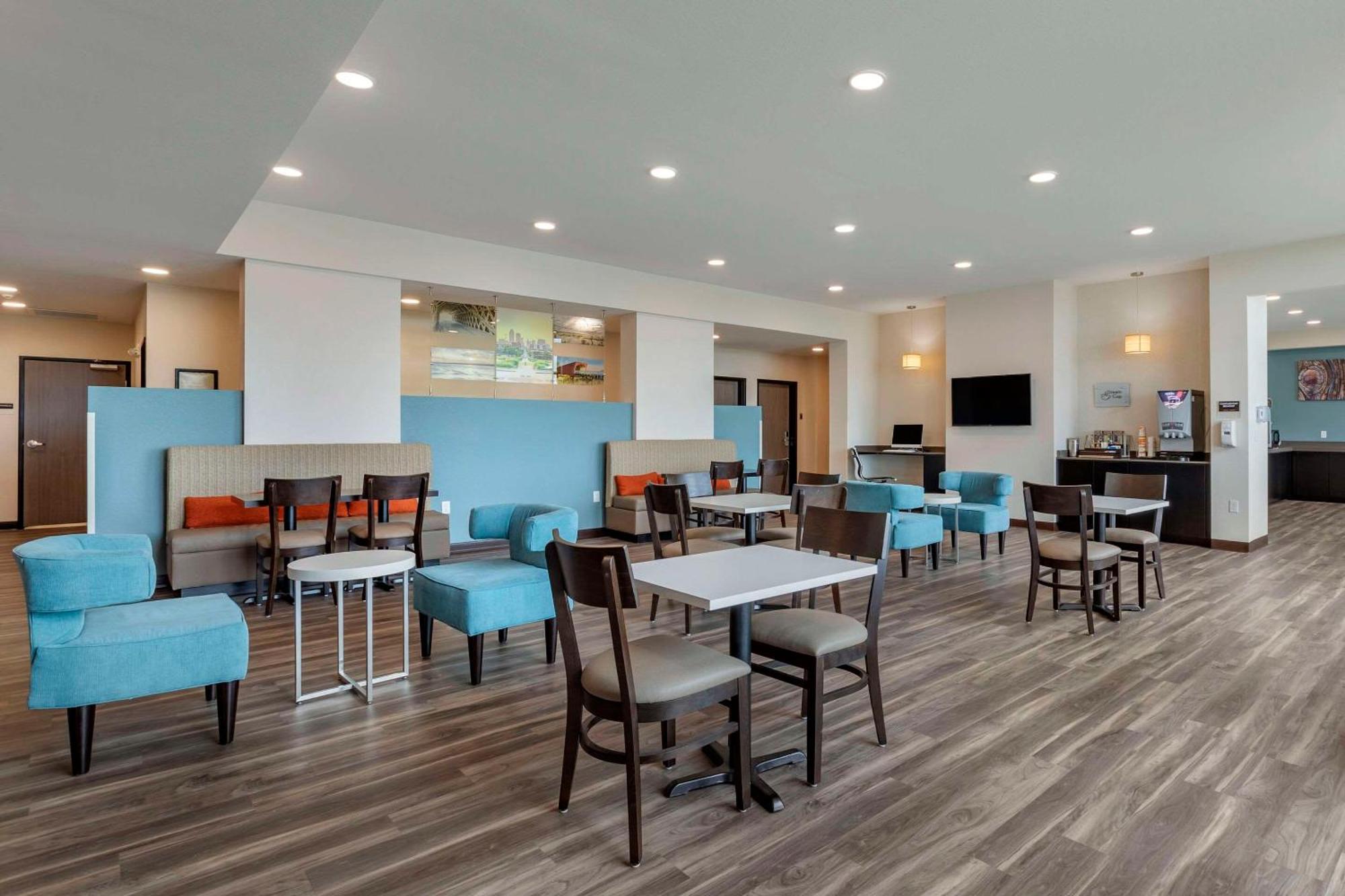 Sleep Inn & Suites Milwaukee-Franklin Franklin  Екстериор снимка