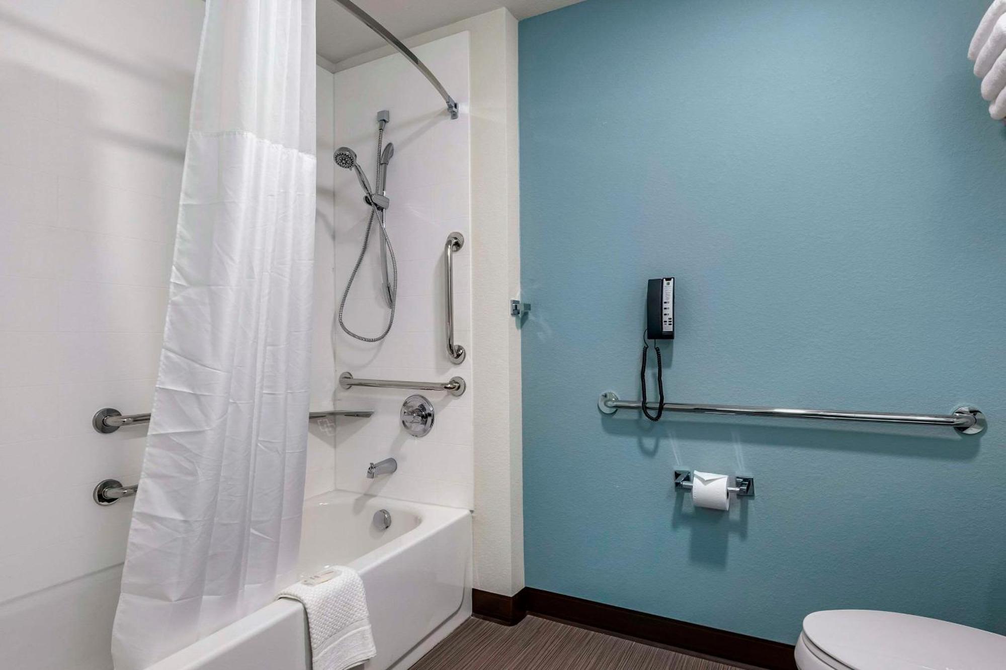 Sleep Inn & Suites Milwaukee-Franklin Franklin  Екстериор снимка