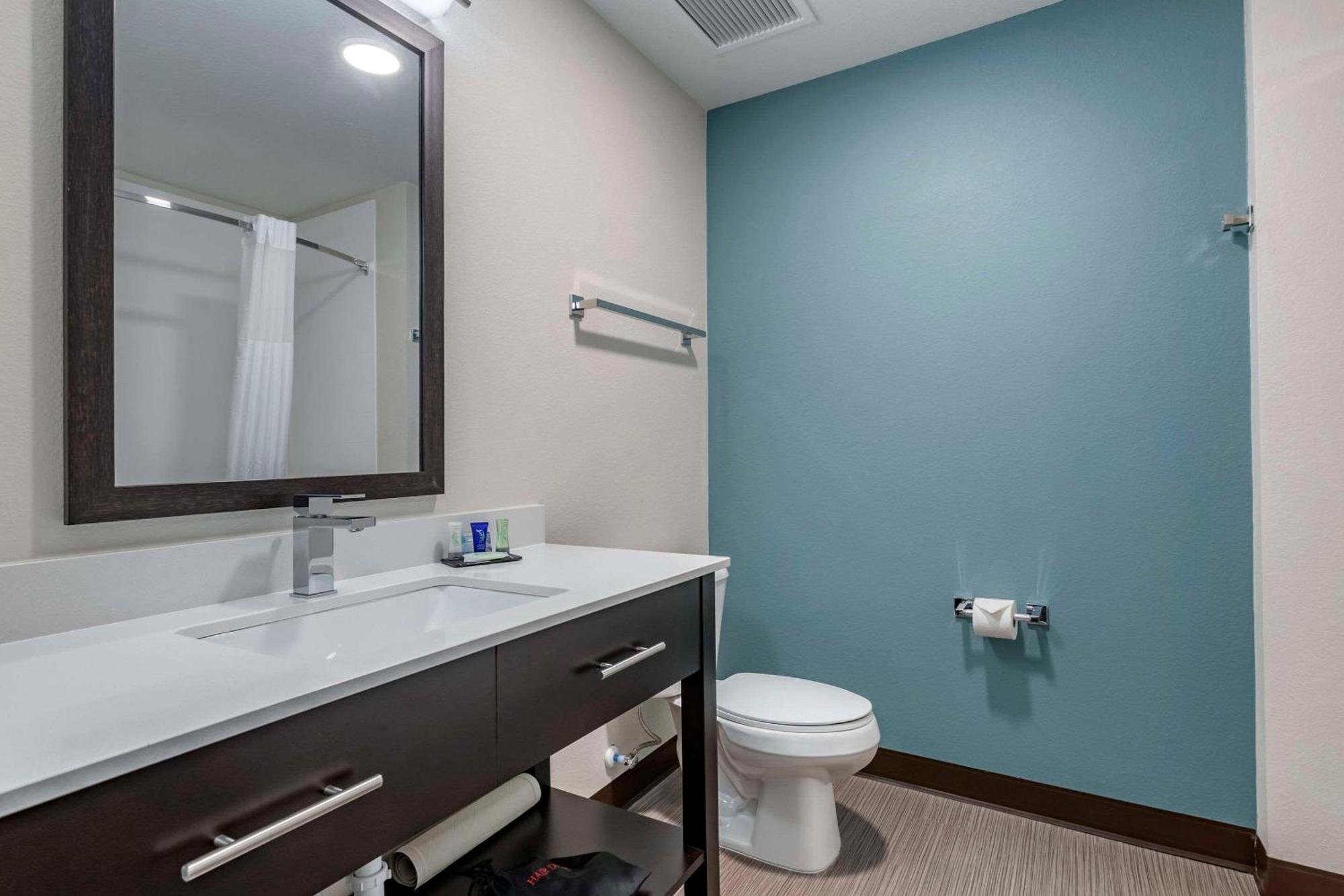 Sleep Inn & Suites Milwaukee-Franklin Franklin  Екстериор снимка