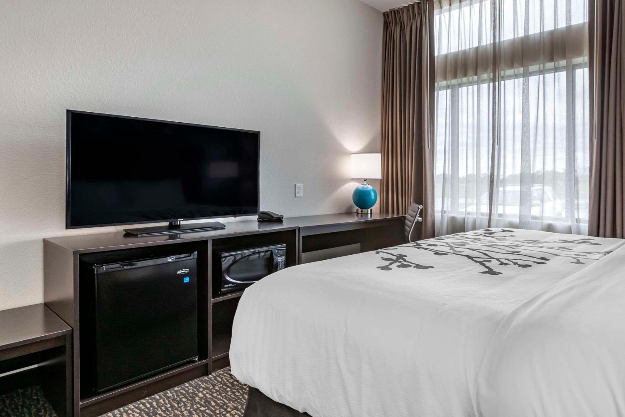 Sleep Inn & Suites Milwaukee-Franklin Franklin  Екстериор снимка